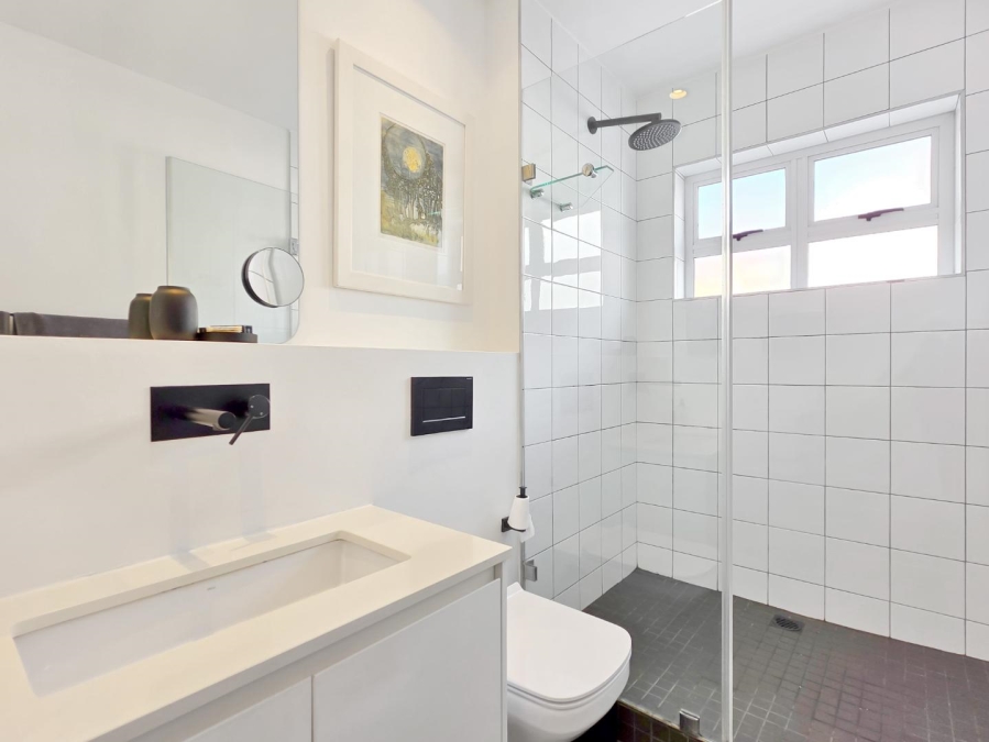 2 Bedroom Property for Sale in Bantry Bay Western Cape